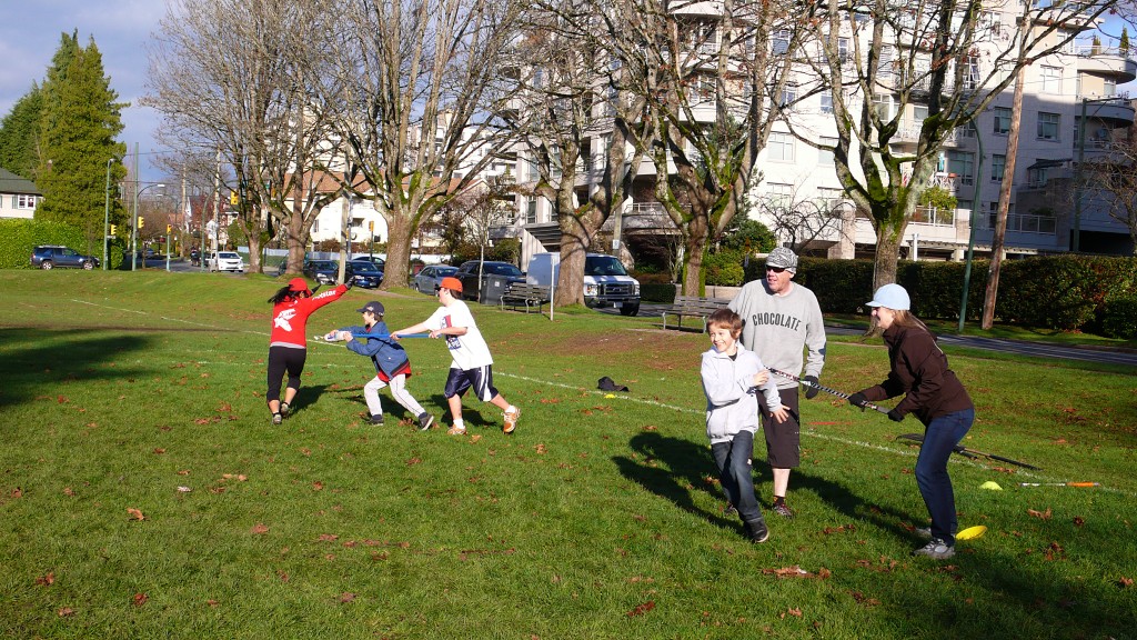 League - Field Pong